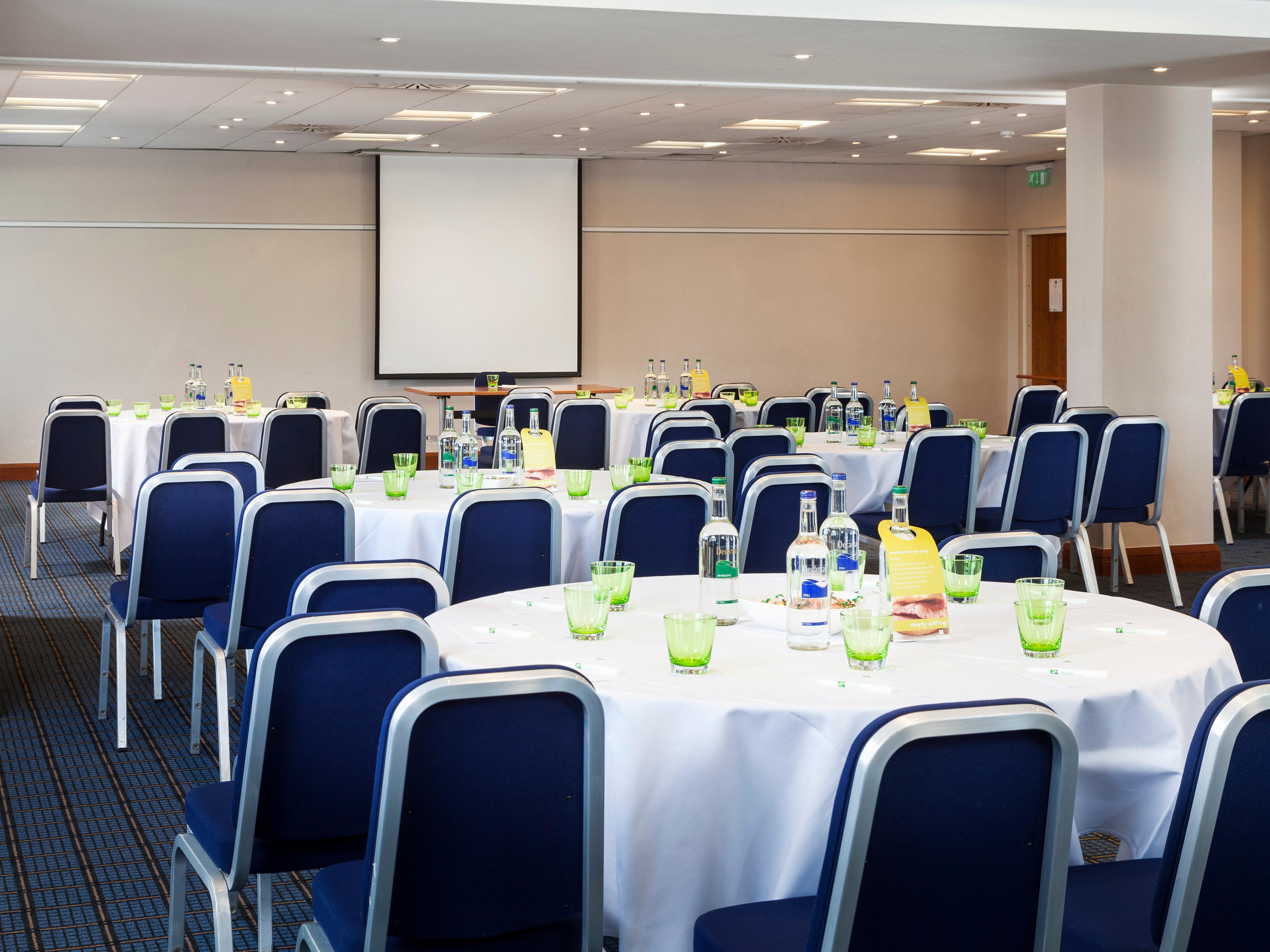 Holiday Inn Cardiff City Centre By Ihg Exterior photo
