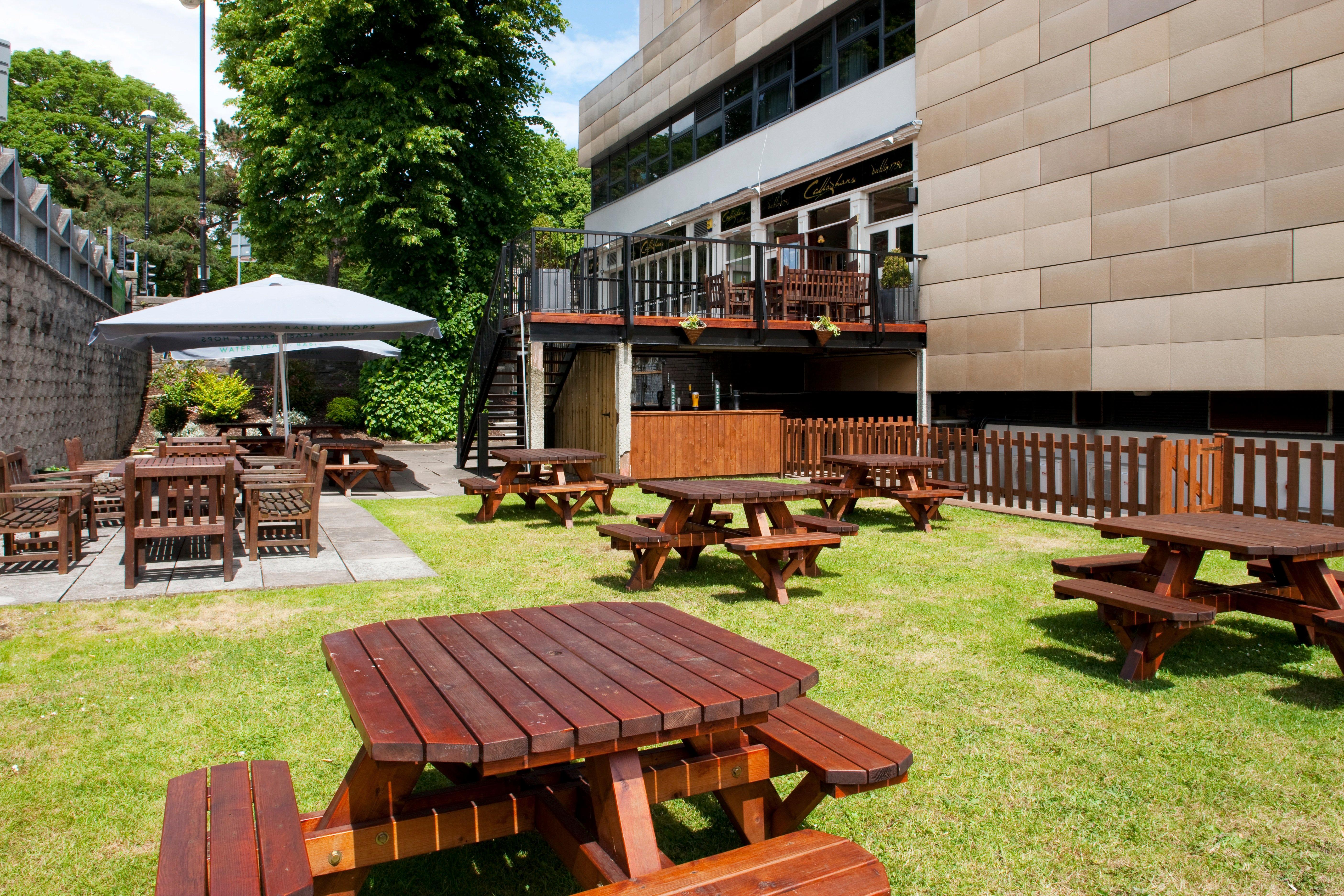Holiday Inn Cardiff City Centre By Ihg Exterior photo