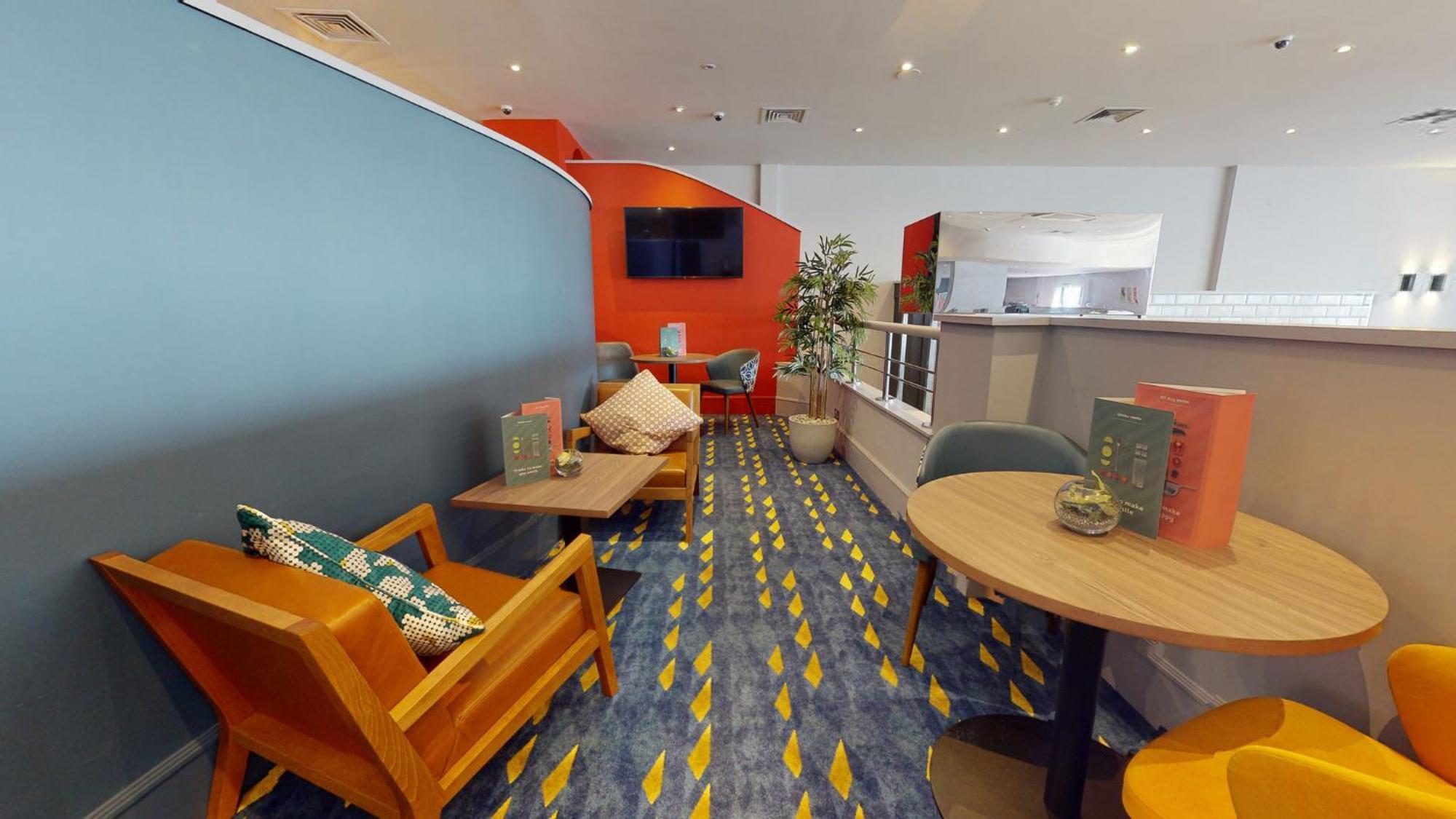 Holiday Inn Cardiff City Centre By Ihg Exterior photo