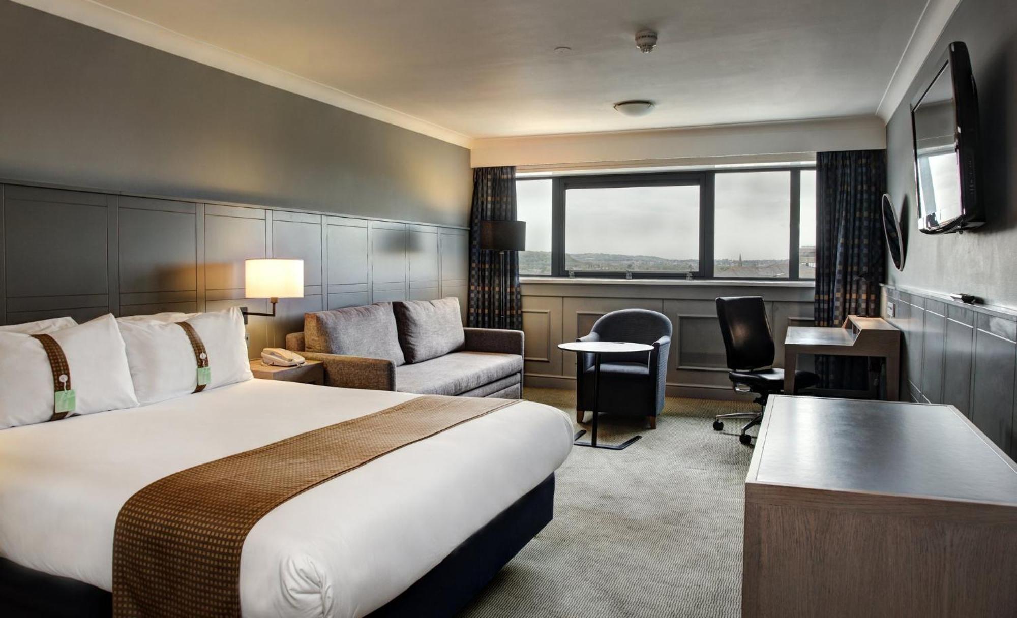 Holiday Inn Cardiff City Centre By Ihg Exterior photo